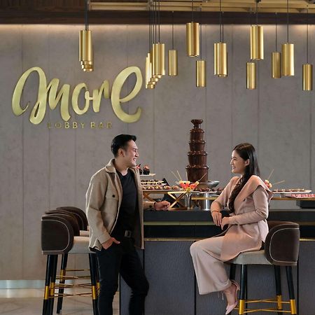 Movenpick Surabaya City Esterno foto
