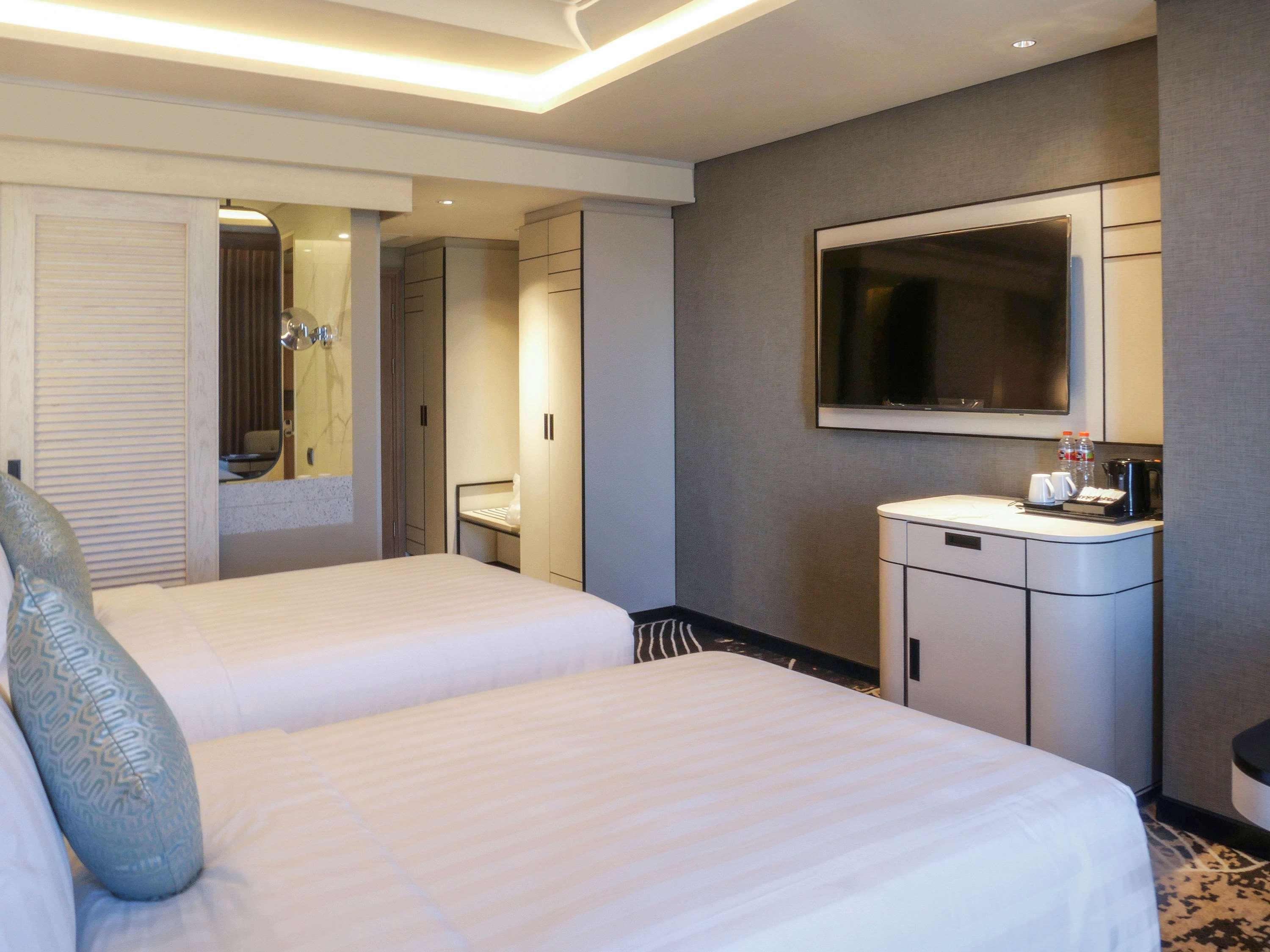 Movenpick Surabaya City Camera foto