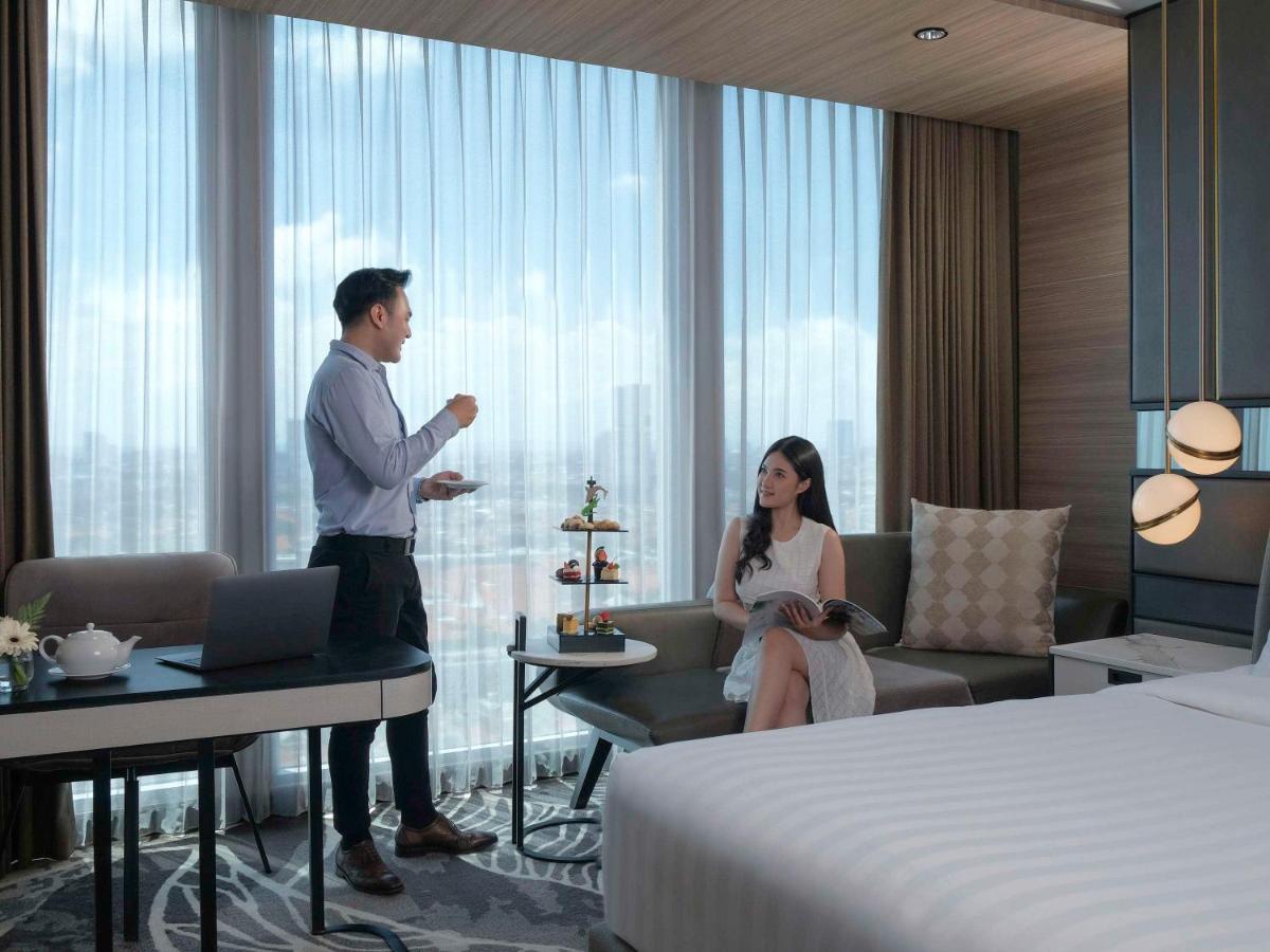 Movenpick Surabaya City Esterno foto