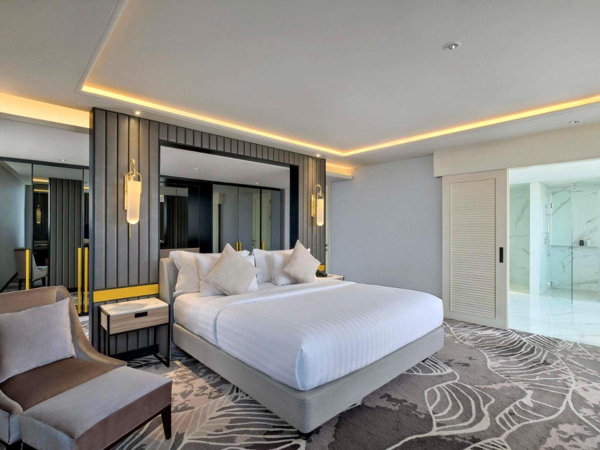 Movenpick Surabaya City Esterno foto