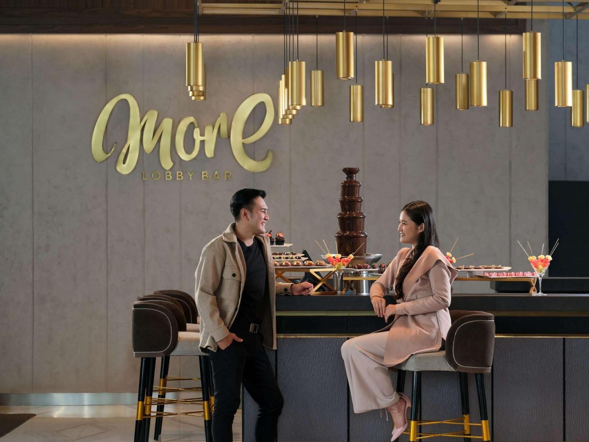 Movenpick Surabaya City Esterno foto