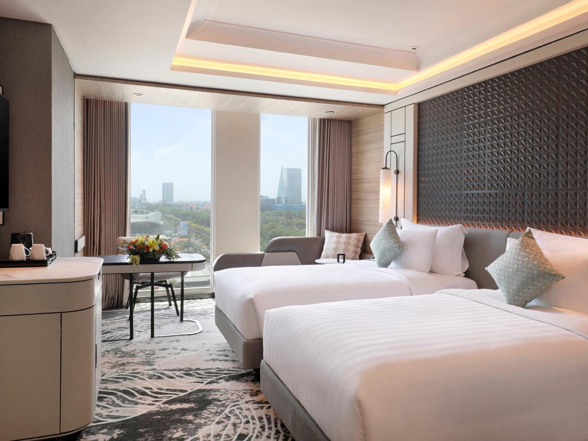 Movenpick Surabaya City Esterno foto